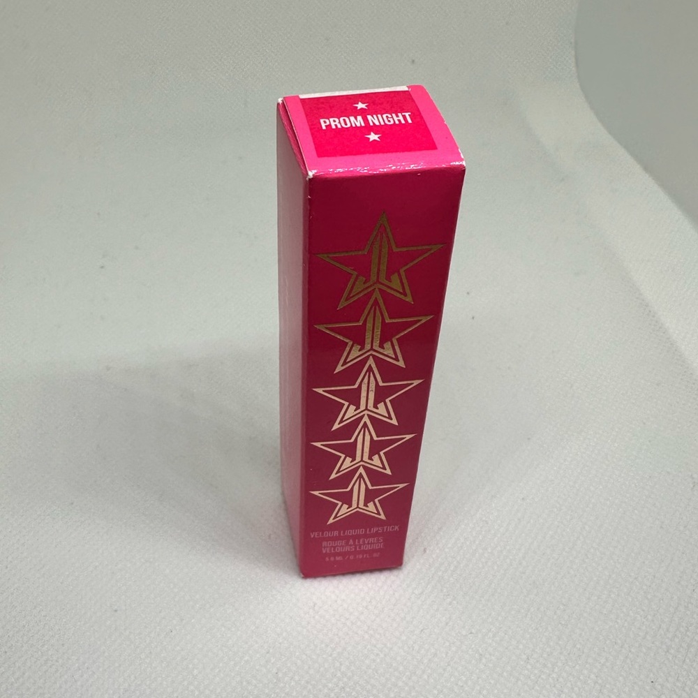 ONLY TWO IN STOCK | JEFFREE STAR
Velour Liquid Lipstick (PROM NIGHT) - Picture 4 of 4